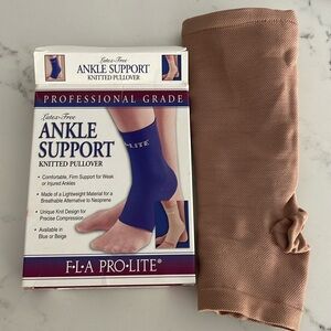 Latex Free Ankle support knitted pullover (size small)